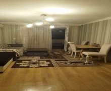 Satılır Köhnə Tikili Elmlər akademiyası m., Yasamal r.