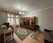 elmlerde kiraye aylıq evler 1 otaqli Elmlər akademiyası m., Yasamal r. elmlerde kiraye aylıq evler 1 otaqli Elmlər akademiyası m., Yasamal r.