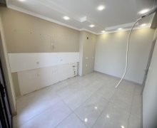 Satılır Yeni Tikili Dərnəgül m., 7-ci mikrorayon, Elit ticarət mərkəzi, Binəqədi r. Satılır Yeni Tikili Dərnəgül m., 7-ci mikrorayon, Elit ticarət mərkəzi, Binəqədi r.