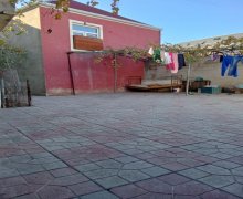 Satılır Həyət evi/villa Xırdalan ş. Satılır Həyət evi/villa Xırdalan ş.