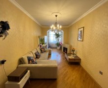 Satılır Köhnə Tikili Neftçilər m., Bakıxanov qəs., Sabunçu r.