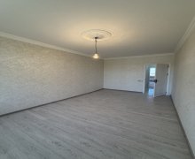 Satılır Köhnə Tikili Xırdalan ş.