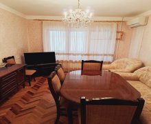 Satılır Köhnə Tikili Azadlıq m., 8-ci mikrorayon, Binəqədi r.