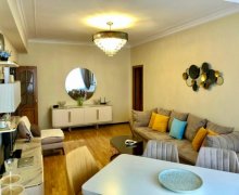 Satılır Yeni Tikili Nizami m., Yasamal qəs., Yasamal r.