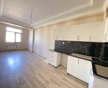 Satılır Yeni Tikili İnşaatçılar m., Yeni Yasamal qəs., Yasamal r.