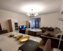 Satılır Yeni Tikili İnşaatçılar m., Yasamal qəs., Yasamal r.