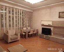 Kirayə (aylıq) Yeni Tikili İçərişəhər m., Səbail r. Kirayə (aylıq) Yeni Tikili İçərişəhər m., Səbail r.