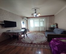 Satılır Köhnə Tikili Memar Əcəmi m., 4-cü mikrorayon, Nəsimi r.