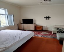 Satılır Həyət evi/villa Nizami m., Yasamal r. Satılır Həyət evi/villa Nizami m., Yasamal r.