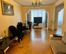 Satılır Köhnə Tikili Xalqlar dostluğu m., Nizami r.