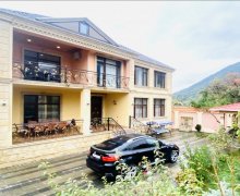 Kirayə (günlük) Həyət evi/villa Qəbələ ş. Kirayə (günlük) Həyət evi/villa Qəbələ ş.