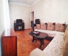 Satılır Köhnə Tikili Neftçilər m., Bakıxanov qəs., Sabunçu r.