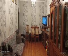 Satılır Köhnə Tikili Bərdə ş.