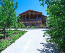 Kiraye günlük Həyət evi/villa Şamaxı ş.