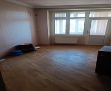 Kirayə (aylıq) Köhnə Tikili Azadlıq m., 8-ci mikrorayon, Binəqədi r.