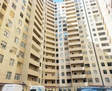 Satılır Yeni Tikili 8-ci mikrorayon, Binəqədi r.