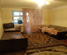 Kirayə (aylıq) Köhnə Tikili Neftçilər m., 8-ci kilometr, Nizami r. Kirayə (aylıq) Köhnə Tikili Neftçilər m., 8-ci kilometr, Nizami r.