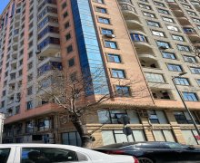 28 mayda satilan bina evleri 28 May m., Nəsimi r.