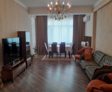 Satılır Yeni Tikili Əhmədli m., Əhmədli, Xətai r.