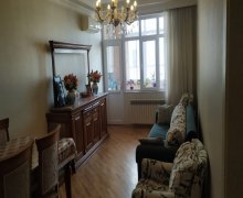 Satılır Yeni Tikili Qara Qarayev m., Nizami r.