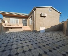 Satılır Həyət evi/villa Azadlıq m., Binəqədi qəs., Binəqədi r. Satılır Həyət evi/villa Azadlıq m., Binəqədi qəs., Binəqədi r.