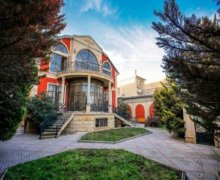 Kirayə (aylıq) Həyət evi/villa Səbail r. Kirayə (aylıq) Həyət evi/villa Səbail r.