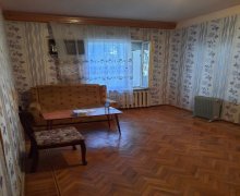 Satılır Köhnə Tikili Xalqlar dostluğu m., 8-ci kilometr, Nizami r.