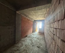 Satılır Yeni Tikili İnşaatçılar m., Yeni Yasamal qəs., Yasamal r.