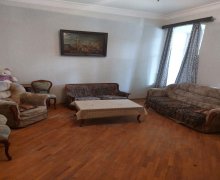 Kirayə (aylıq) Köhnə Tikili İçərişəhər m., Səbail r.