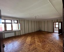 Satılır Köhnə Tikili Neftçilər m., Bakıxanov qəs., Sabunçu r.