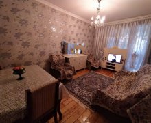 Satılır Köhnə Tikili Azadlıq m., 7-ci mikrorayon, Binəqədi r.