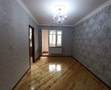 Satılır Köhnə Tikili Azadlıq m., Binəqədi r.