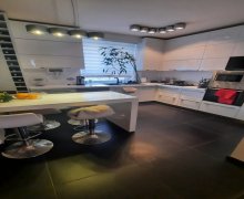 Satılır Köhnə Tikili Qara Qarayev m., 8-ci kilometr, Nizami r.