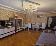 Satılır Köhnə Tikili Qaraçuxur qəs., Suraxanı r.