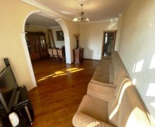 Satılır Köhnə Tikili Qaraçuxur qəs., Suraxanı r.