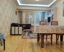 Satılır Yeni Tikili Qaraçuxur qəs., Suraxanı r.