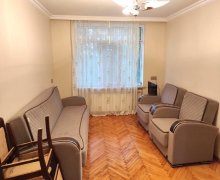 Satılır Köhnə Tikili Nizami m., Yasamal r.