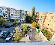 Satılır Köhnə Tikili Neftçilər m., Bakıxanov qəs., Sabunçu r.