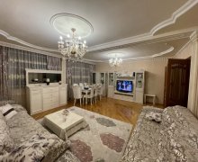 Satılır Köhnə Tikili Neftçilər m., Bakıxanov qəs., Sabunçu r.