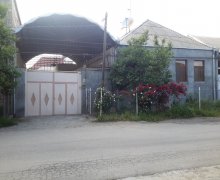 Satılır Həyət evi/villa Gəncə ş. Satılır Həyət evi/villa Gəncə ş.