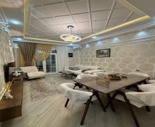 Satılır Yeni Tikili Xırdalan ş.