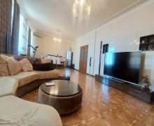 Satılır Yeni Tikili Elmlər akademiyası m., Yasamal r.