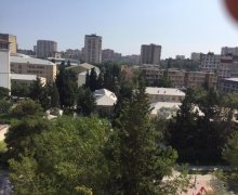 Satılır Köhnə Tikili Azadlıq m., Binəqədi r.