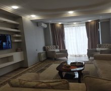 Satılır Yeni Tikili Azadlıq m., Binəqədi r.