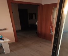 Satılır Yeni Tikili Binəqədi r.