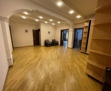 Satılır Yeni Tikili 28 May m., Nəsimi r.