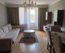 iceri seherde aylıq kiraye evler İçərişəhər m., Səbail r.