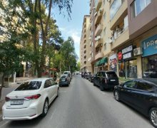 Satılır Köhnə Tikili Elmlər akademiyası m., Yasamal qəs., Yasamal r.