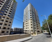 Satılır Yeni Tikili Yeni Günəşli qəs., Suraxanı r.