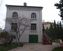 Kirayə (aylıq) Həyət evi/villa Azadlıq m., Nəsimi r.